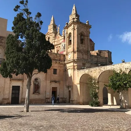 White Sands Апартаменты *